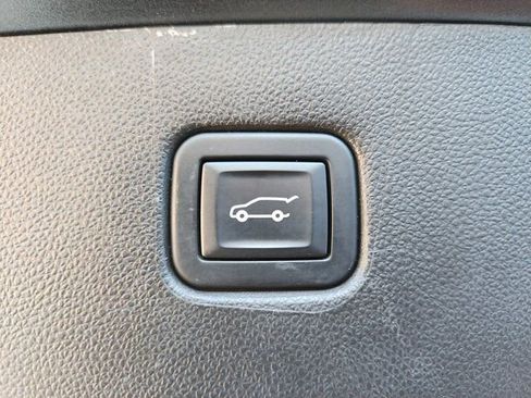 Used 2020 Chevrolet Blazer RS w/ LPO, Floor Liner Package image 35