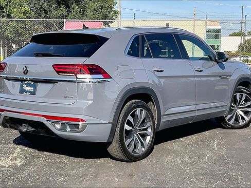 Used 2021 Volkswagen Atlas Cross Sport SEL Premium R-Line w/ Cross Sport MDO Package AWD/4WD image 12