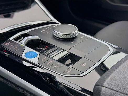 Used 2024 BMW i4 xDrive40i image 20