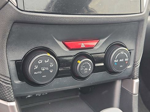 Used 2023 Subaru Forester Premium image 16