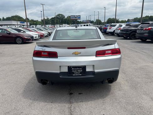 Used 2015 Chevrolet Camaro LT RWD image 4