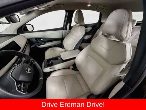 Used 2023 Nissan Ariya FWD image 5