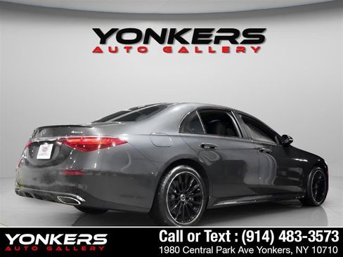 Used 2023 Mercedes-Benz S 500 4MATIC w/ AMG Line image 6