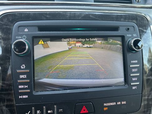 Used 2014 Buick Enclave Leather FWD image 35