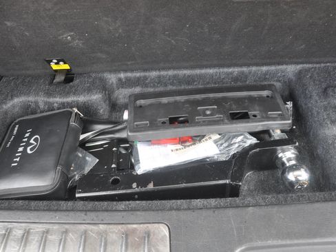 Used 2013 INFINITI QX56 2WD w/ Theater Pkg image 23