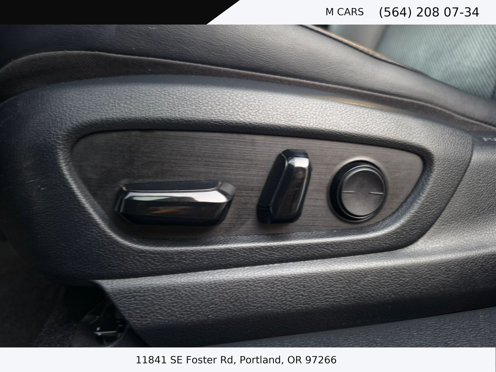 Used 2019 Lexus UX 200 FWD image 21