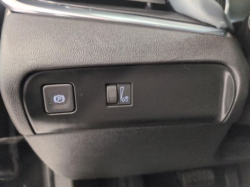 Used 2024 Buick Enclave Essence w/ Experience Buick Package AWD/4WD image 10