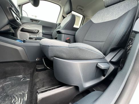 New 2026 Ford Maverick XLT image 14