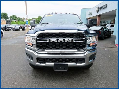 Used 2024 RAM 2500 Tradesman w/ Chrome Appearance Group AWD/4WD image 2