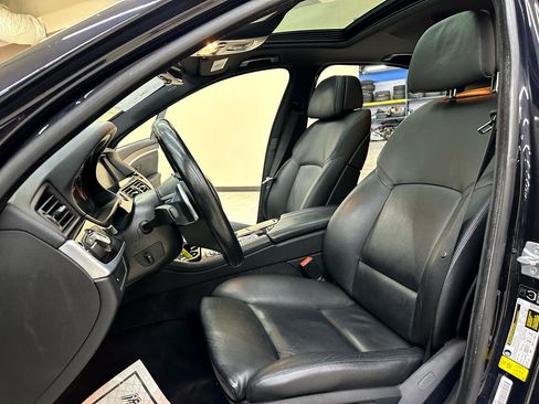 Used 2013 BMW 550i Sedan image 19