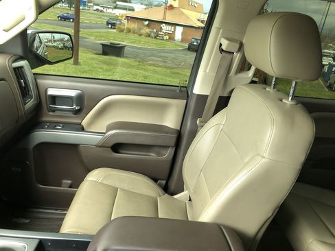 Used 2015 Chevrolet Silverado 1500 LTZ Z71 w/ LTZ Plus Package image 22