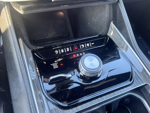 Used 2022 Jeep Wagoneer Series II image 10