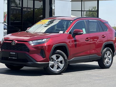 Used 2023 Toyota RAV4 XLE image 9