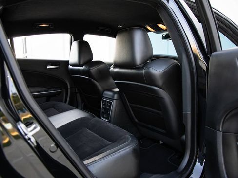 Used 2022 Dodge Charger Scat Pack RWD image 32