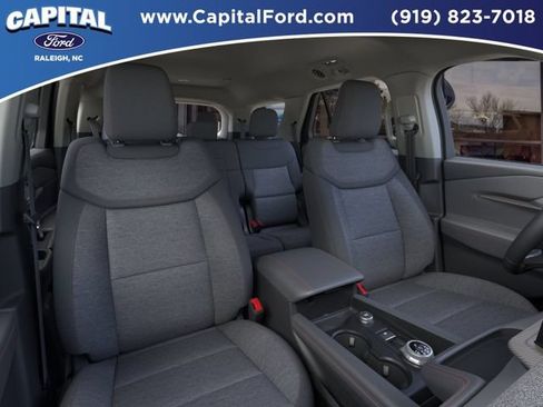 New 2026 Ford Explorer Active RWD image 10