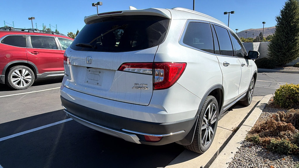 Used 2022 Honda Pilot Elite image 2