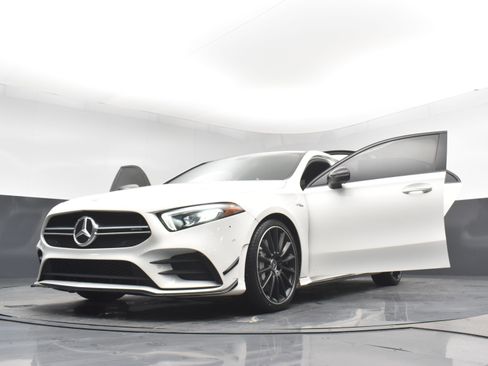 Used 2021 Mercedes-Benz A 35 AMG 4MATIC image 33