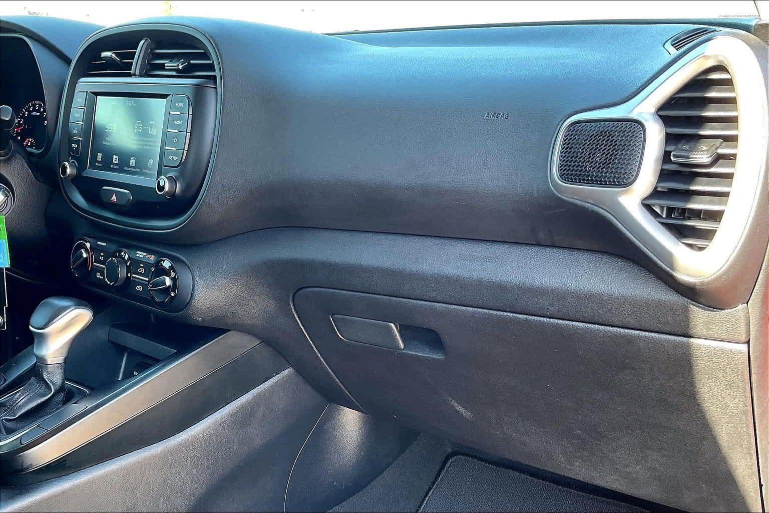 Certified 2021 Kia Soul X-Line FWD image 22