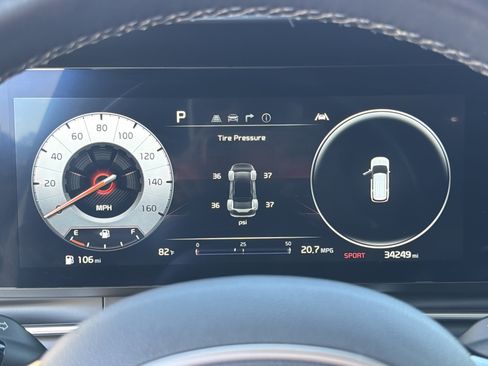 Used 2024 Kia Carnival SX Prestige FWD image 27