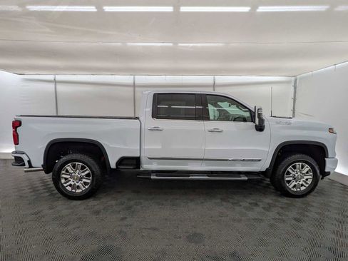 New 2026 Chevrolet Silverado 2500 High Country w/ High Country Premium Package image 7