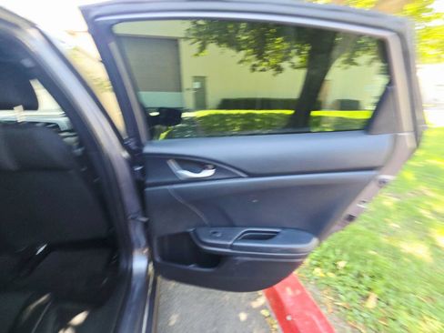 Used 2020 Honda Civic Sport image 32