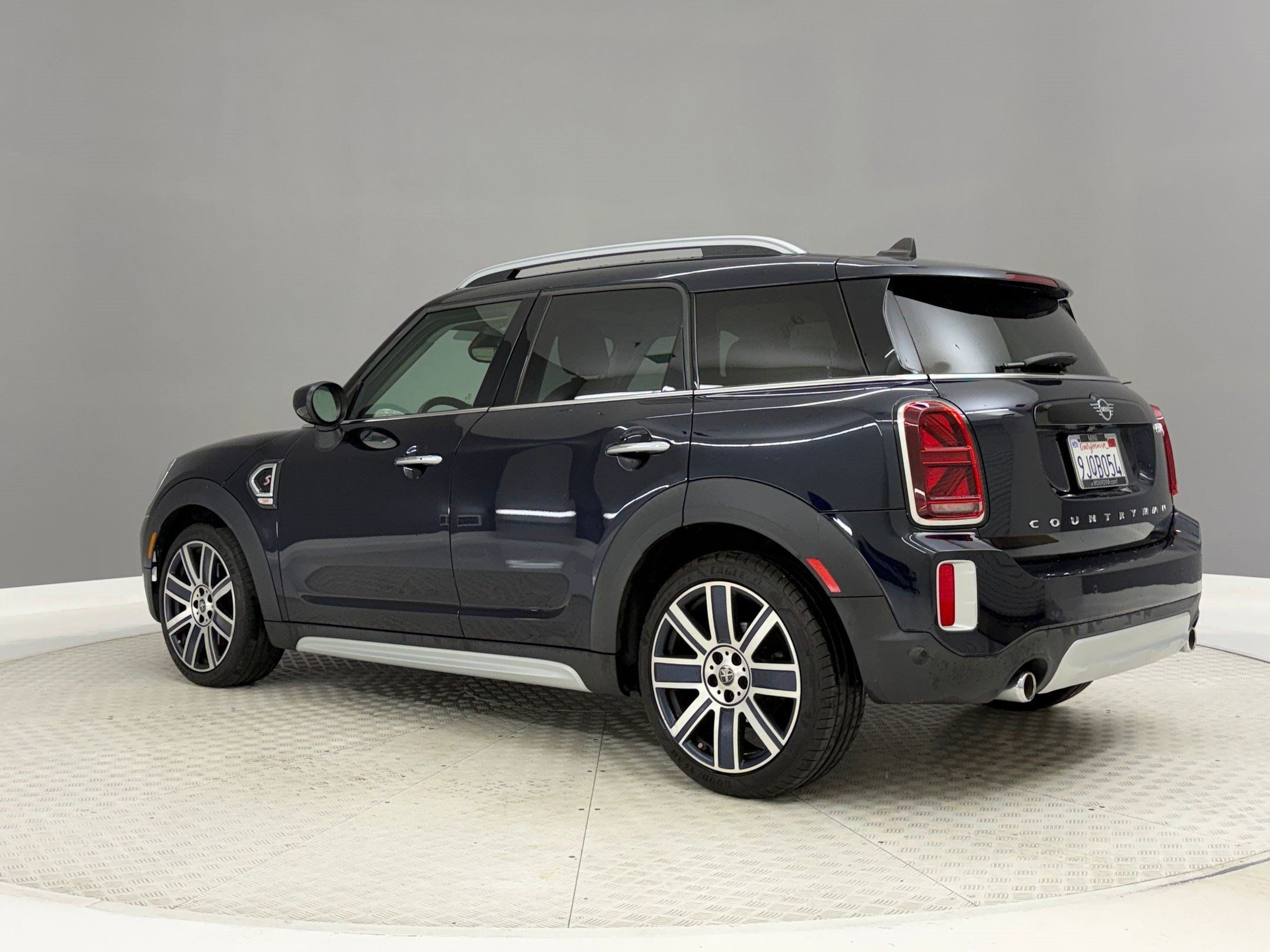 Used 2021 MINI Cooper Countryman S FWD image 3