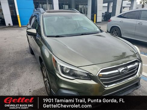 Used 2018 Subaru Outback 2.5i Limited image 1