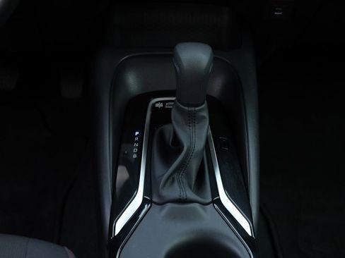 Used 2025 Toyota Corolla SE image 15