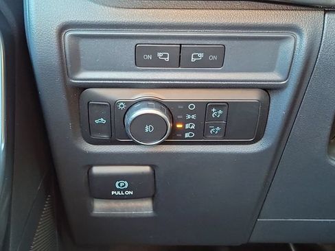 Certified 2022 Ford F150 XL w/ STX Black Appearance Package AWD/4WD image 15