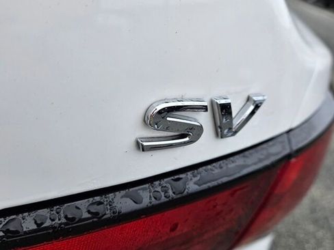 Used 2024 Nissan Sentra SV image 11