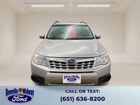 Used 2011 Subaru Forester 2.5X Premium image 2