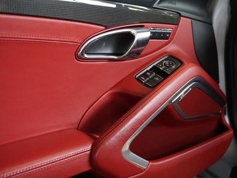 Certified 2016 Porsche 911 Turbo S AWD/4WD image 32