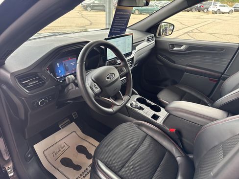 Certified 2024 Ford Escape ST-Line w/ Tech Pack #1 image 22