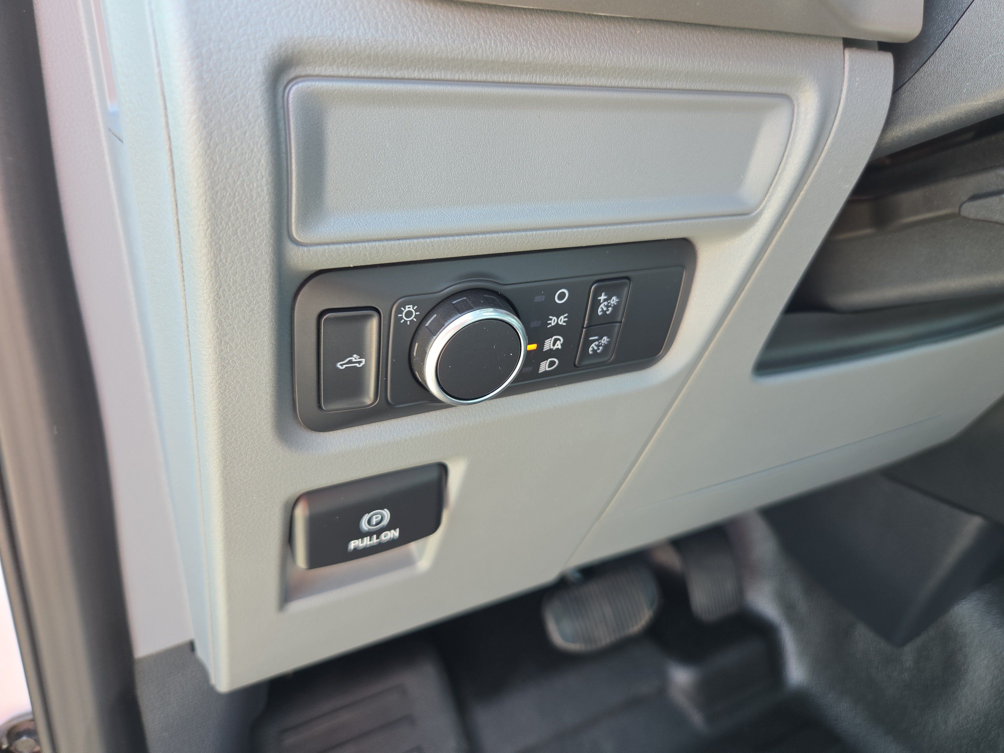 Used 2021 Ford F150 XL w/ Equipment Group 101A High RWD image 16
