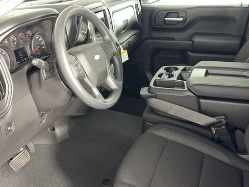 New 2025 Chevrolet Silverado 1500 Custom image 12
