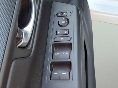 Used 2024 Honda CR-V EX image 18