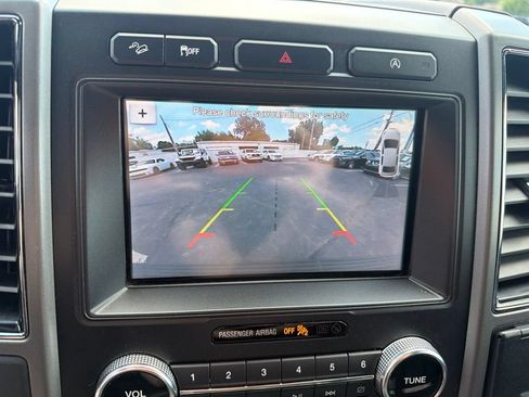 Used 2019 Ford Expedition Max XLT AWD/4WD image 19