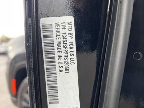 Used 2024 Jeep Grand Wagoneer L Series II w/ Quick Order Packagew 28T image 37