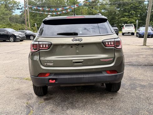 Used 2018 Jeep Compass Trailhawk w/ Leather Interior Group AWD/4WD image 6