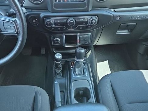 Used 2023 Jeep Wrangler Unlimited Sport AWD/4WD image 11