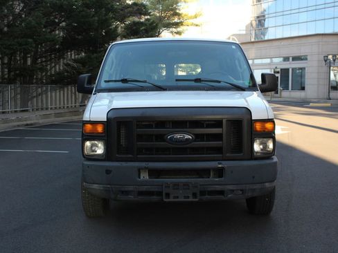 Used 2012 Ford E-150 and Econoline 150 w/ Commercial Cargo Van Pkg image 3