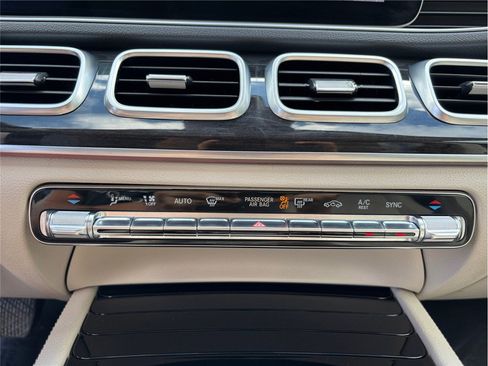 Used 2020 Mercedes-Benz GLE 350 4MATIC image 35