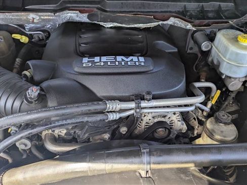 Used 2018 RAM 2500 Tradesman w/ Chrome Appearance Group image 20