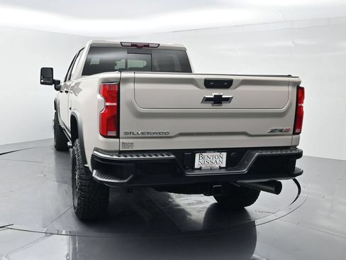 Used 2026 Chevrolet Silverado 2500 ZR2 AWD/4WD image 23