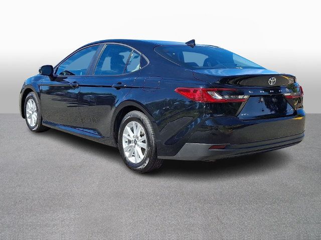 Used 2025 Toyota Camry LE FWD image 6