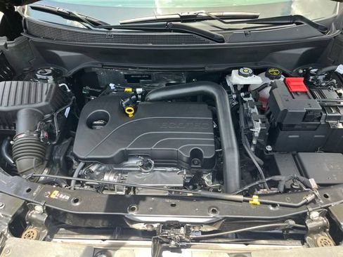 Used 2026 Chevrolet Equinox LT w/ Convenience Package II FWD image 30