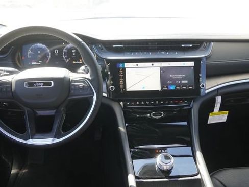 New 2026 Jeep Grand Cherokee Limited image 14