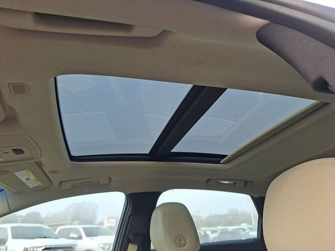 Used 2018 Cadillac XTS Luxury w/ Driver Awareness Package image 14