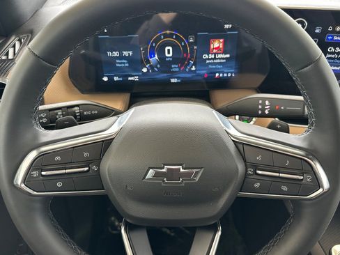 New 2026 Chevrolet Equinox ACTIV w/ Convenience Package III image 27