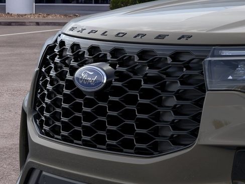 New 2026 Ford Explorer ST-Line w/ ST-Line Street Pack RWD image 18